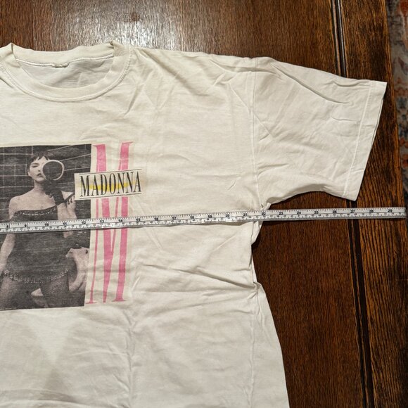 vintage madonna shirt - Picture 2 of 4